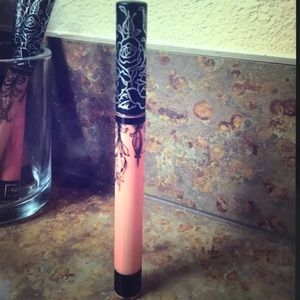 Kay Von D Nude everlasting liquid lipstick